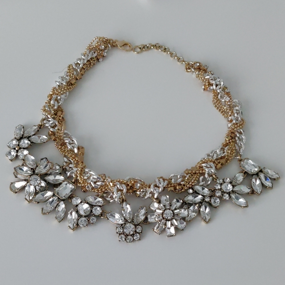 Banana Republic statement necklace